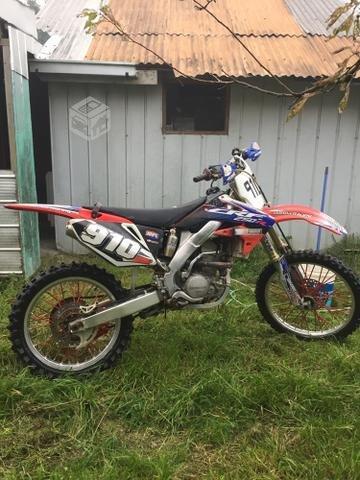 Moto honda crf