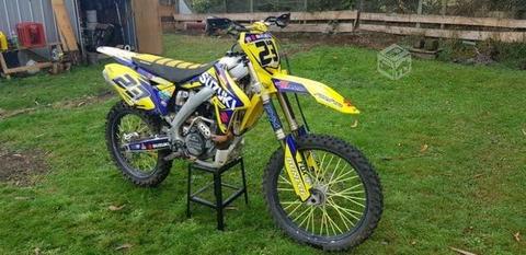 Suzuki rmz