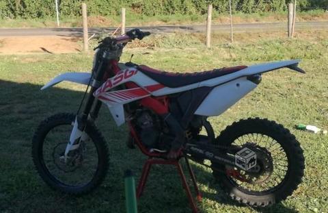 Moto gas gas 125 cc