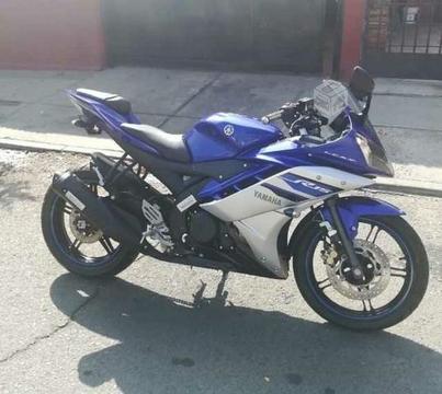 Moto Yamaha R15 año 2017 POCO USO 2258 km