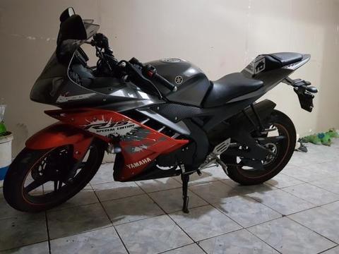 Yamaha r15