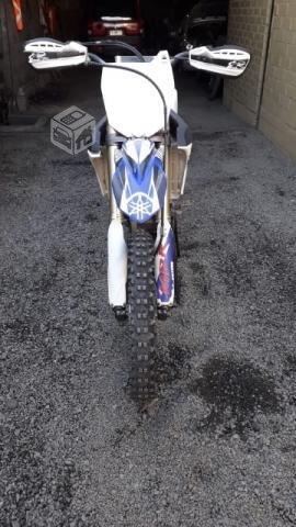 Moto yamaha yzf 250