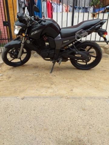 Yamaha fz16. 2012. Todo en regla