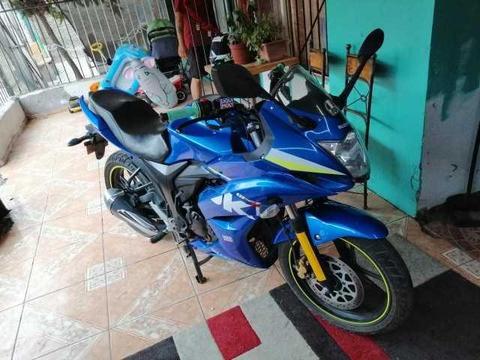 Suzuki gixxer