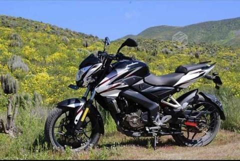 Pulsar bajaj ns200