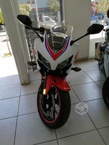 Honda cbr500r año 2015