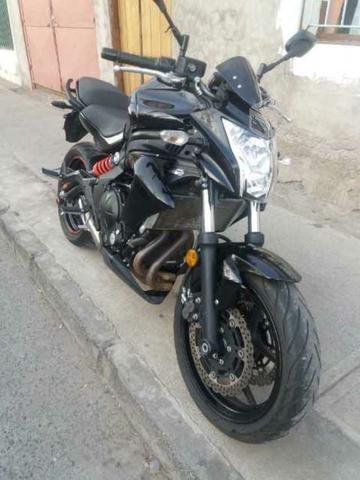 Er6n Kawasaki 650 2016 1800km como nueva