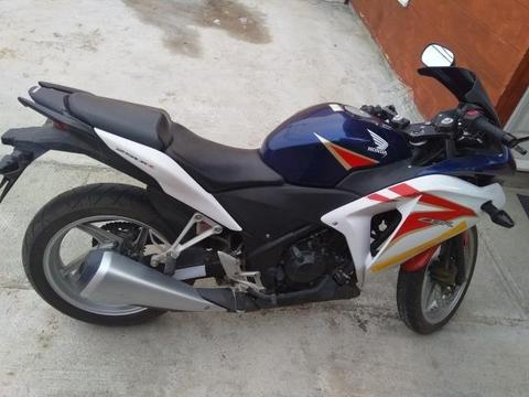 Honda cbr 250 año 2014