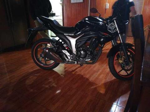 Suzuki gixxer