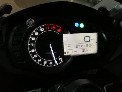 Kawasaki Ninja 2013. 1000cc, 28000km. Negra