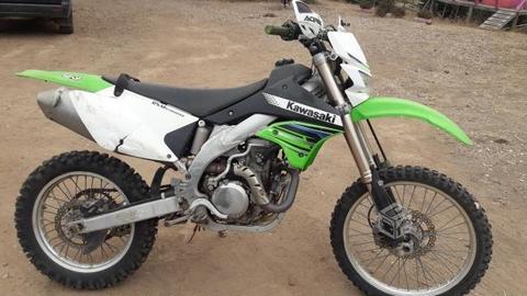 por apuro exelente Moto Kawa KLX 450 2012