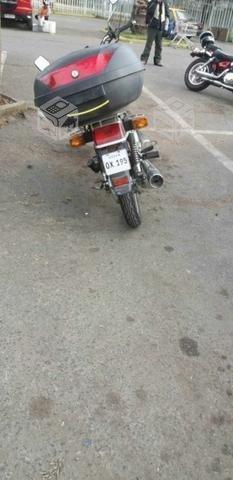 Moto honda gl125 año2014