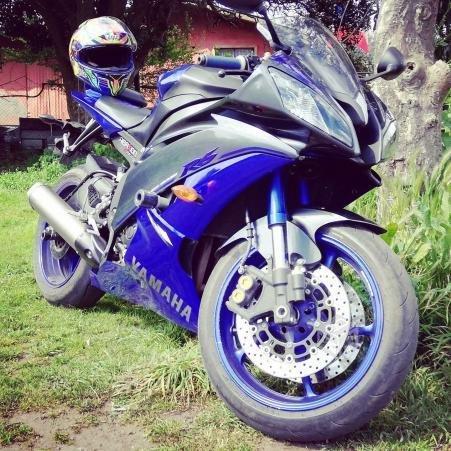 Yamaha R6 Blue Race - 2014 - 14300 km