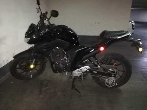 Moto Yamaha FZ-250
