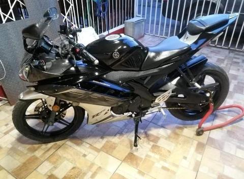 Yamaha r15