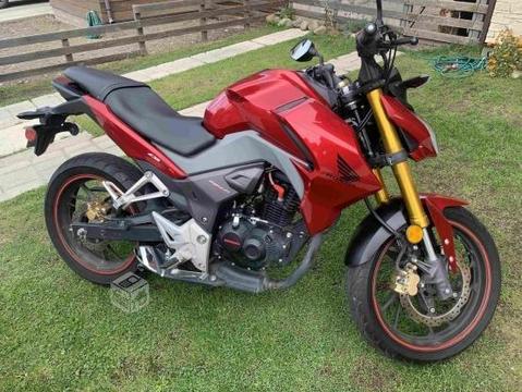 Moto Honda CB190R Roja 2018