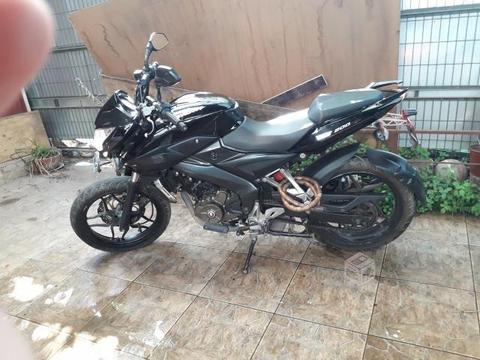 Moto Bajaj ns 200 cc