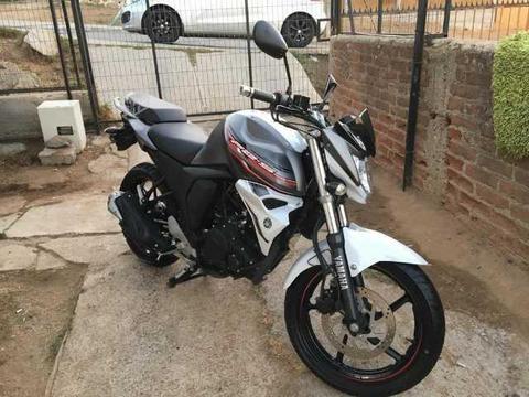 Yamaha FZ edición especial