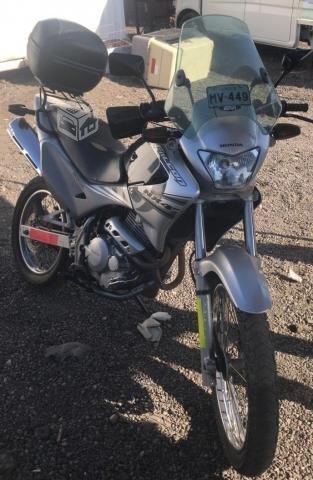 Moto Honda Falcon NX400