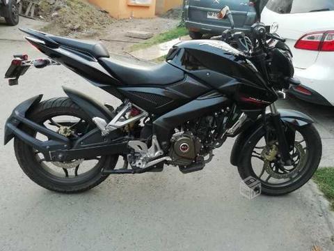 Pulsar ns 200 como nueva