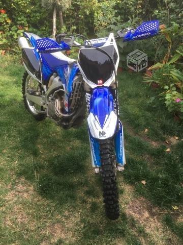 Yamaha enduro yz450f a mi nombre