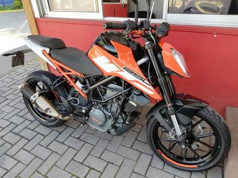 Ktm duke 250