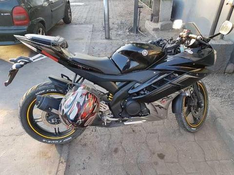 Yamaha R15