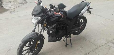 Um xtreet 140cc