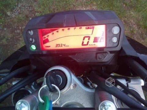 Moto Yamaha 150 FZ
