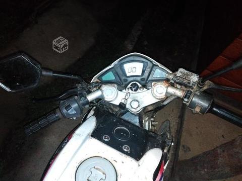 Motorrad 250 parte ala llave por no uso