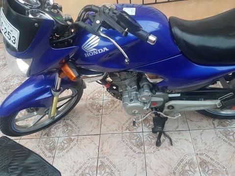 Moto Honda 125 EN perfecto estado