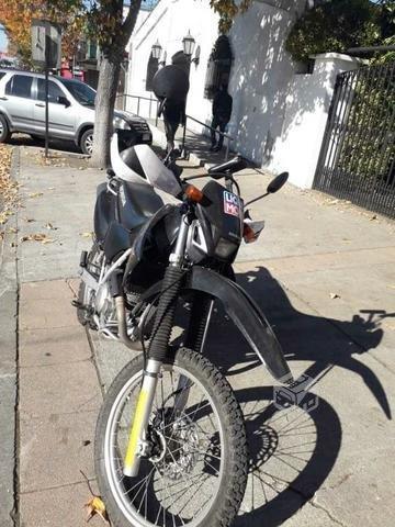 Permuto camioneta mas moto por dodge dakota