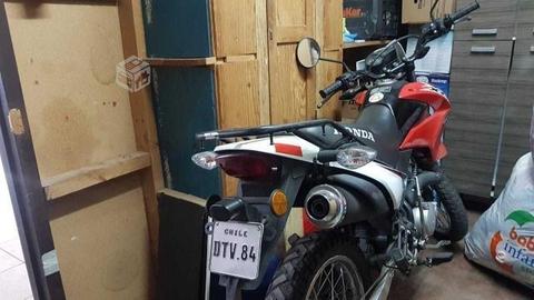 Moto Honda XR 150 2016