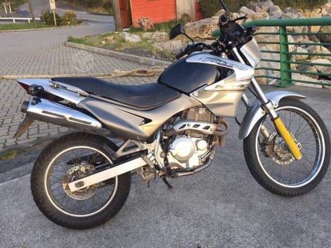 Honda Falcón NX400