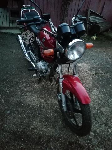 Moto yamaha ybr125