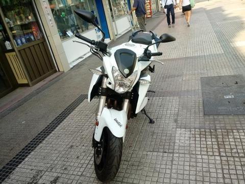 moto benelli 600s