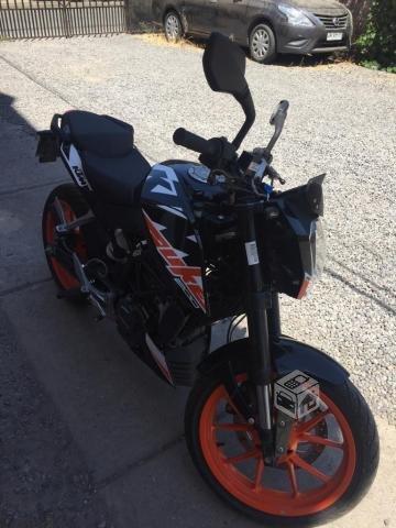 KTM Duke 200