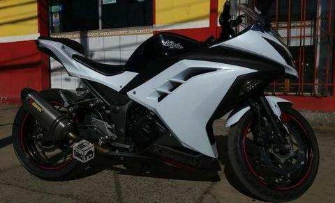 Kawasaki Ninja 300 para desarme