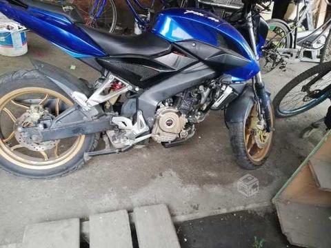 Pulsar ns 200