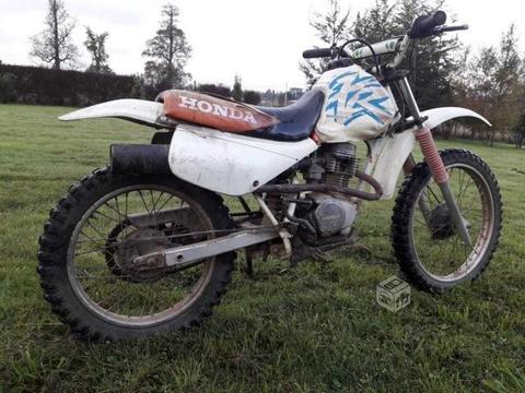 Moto Honda XR100