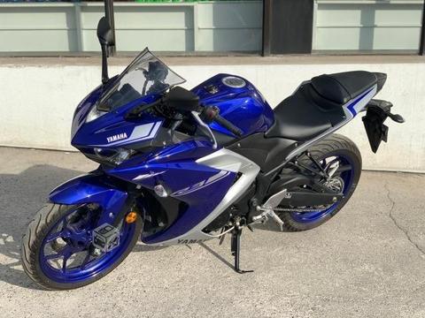 Yamaha R3 2018