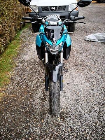 Moto Yamaha fz25
