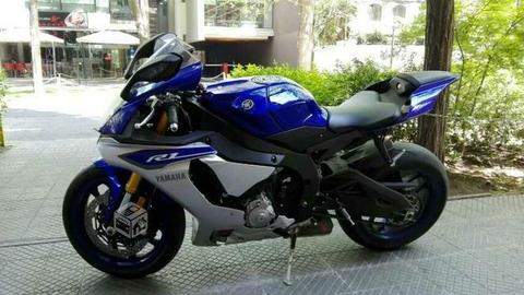 Yamaha yzf R1