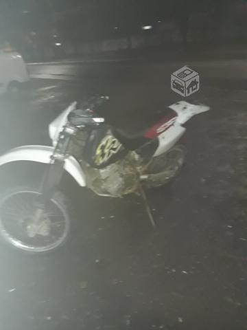 moto XR 250 año 98