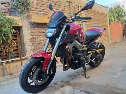 Yamaha MT09 2016