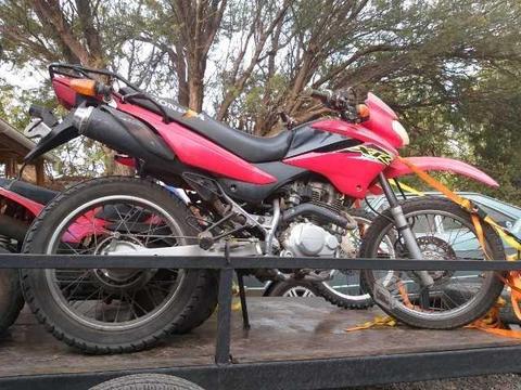 Moto honda xr 125cc 2011