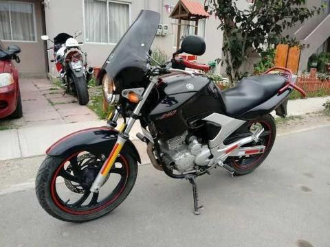 Moto Yamaha Fazer YS 250