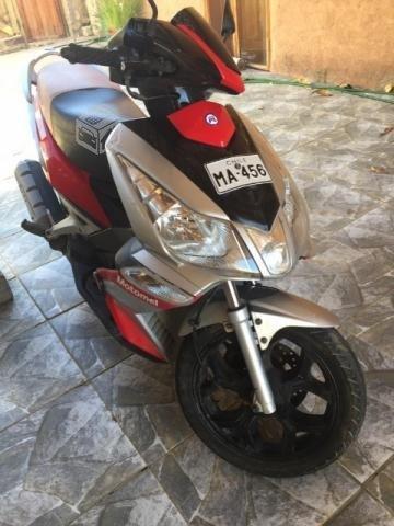 Moto motomel 2015