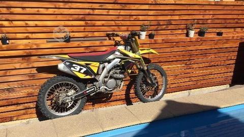 Suzuki rmz 250