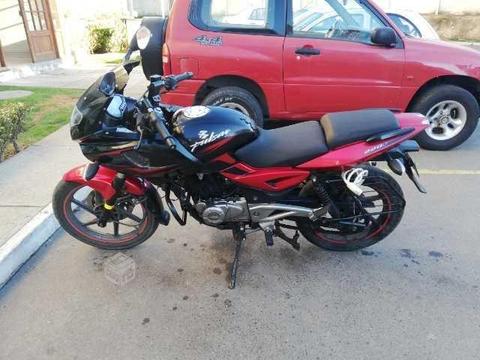 Moto pulsar 220f